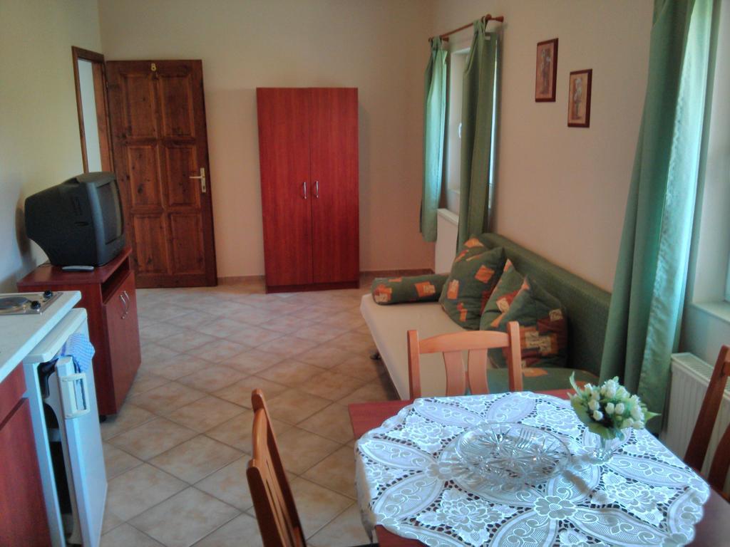 זלקרוס Balla Appartements מראה חיצוני תמונה